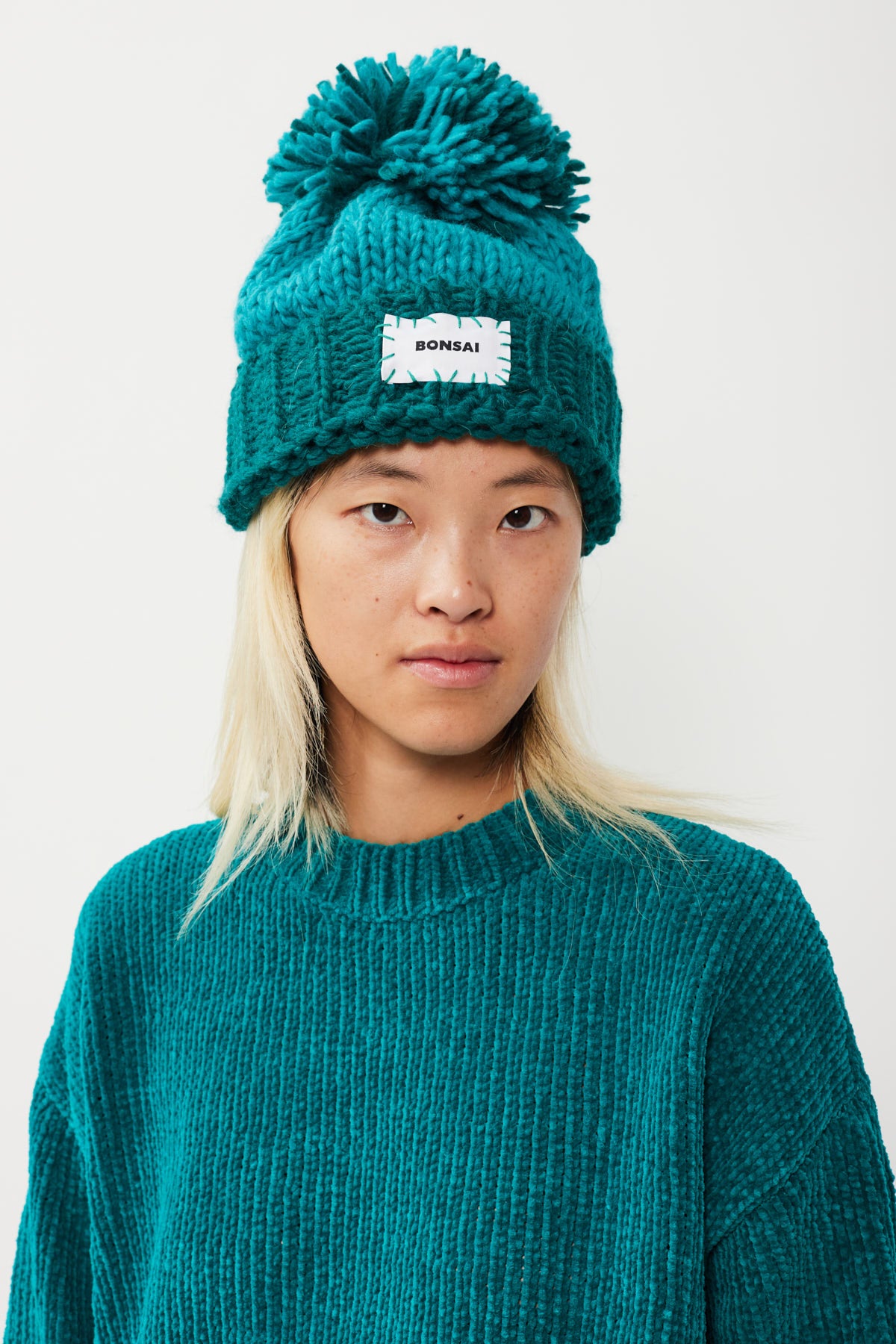 PON PON KNIT BEANIE