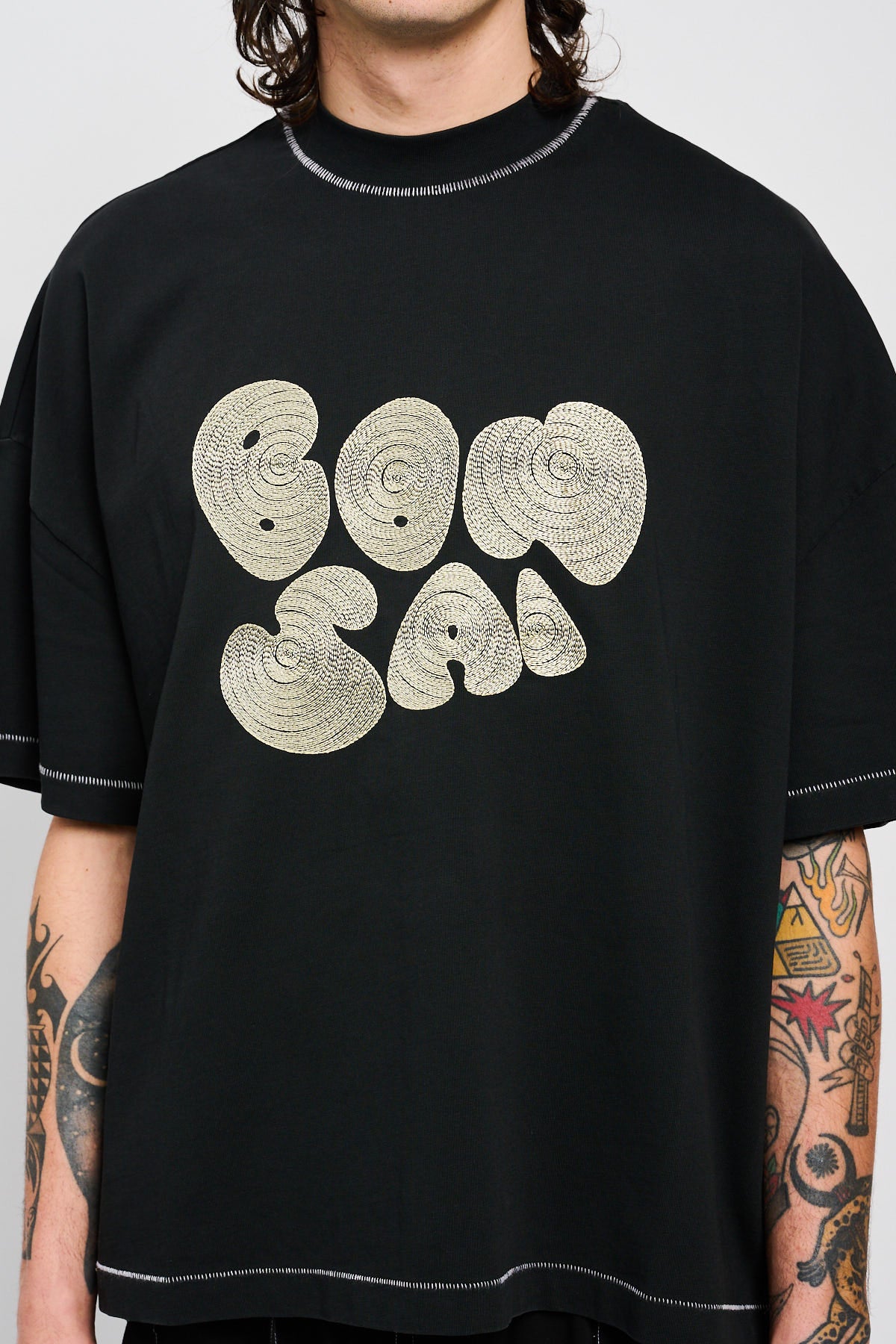 EMBROIDERY T-SHIRT