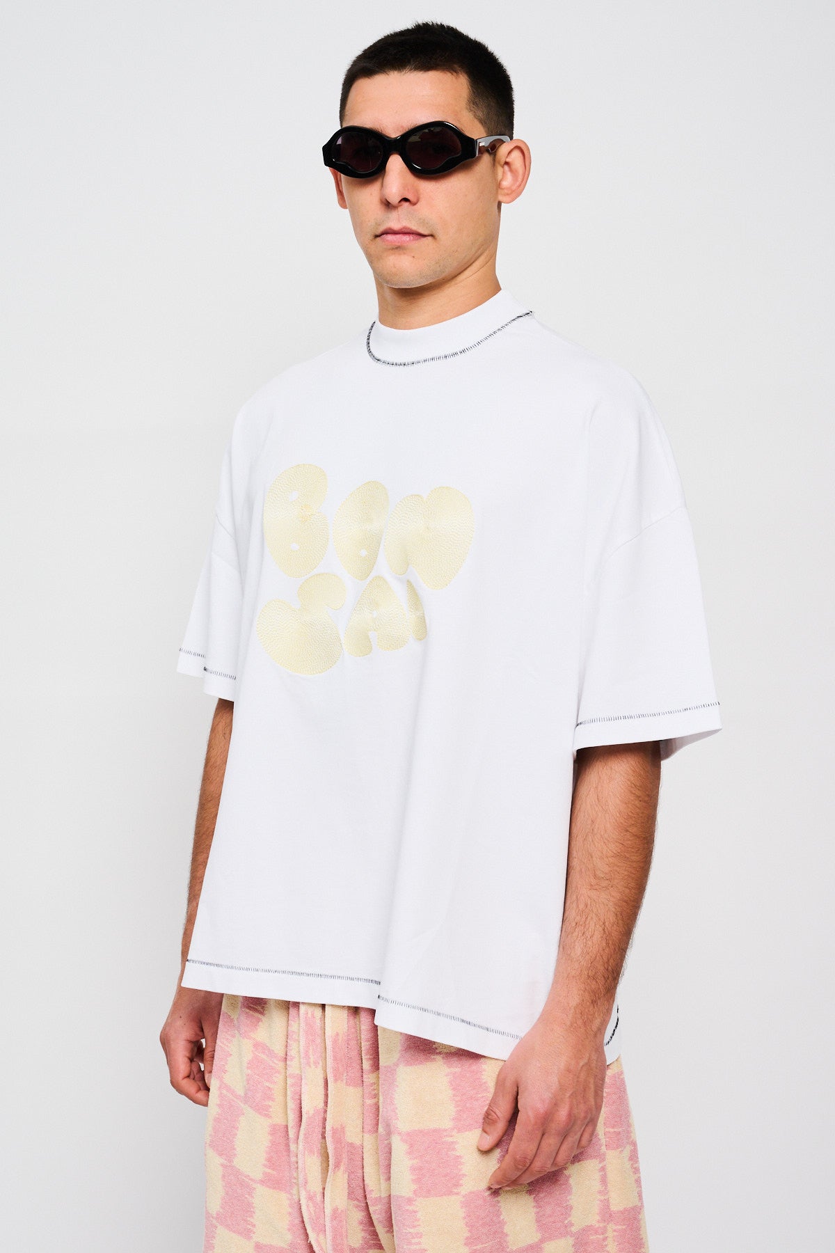 EMBROIDERY T-SHIRT