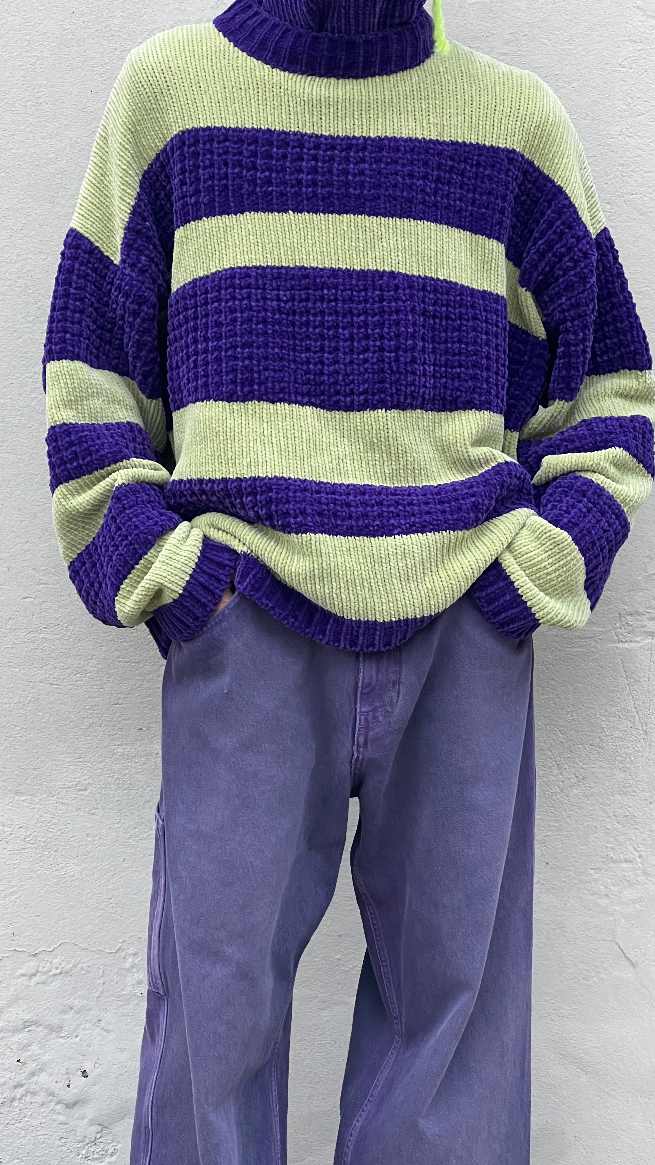 STRIPES CHENILLE CREWNECK SWEATER